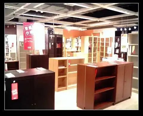 假單暗流 負面排行榜如何重塑家具與文具市場生態